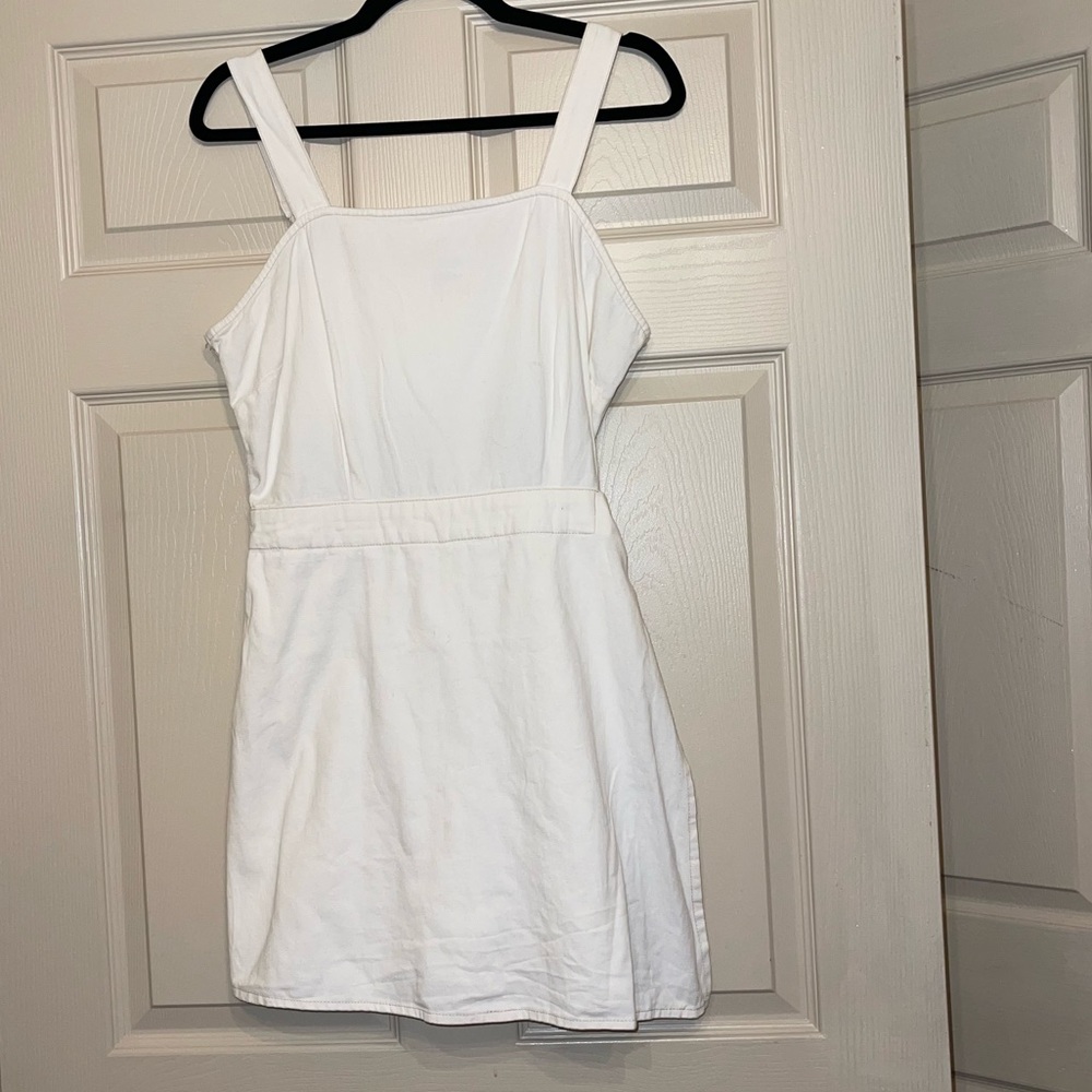 White dress size L